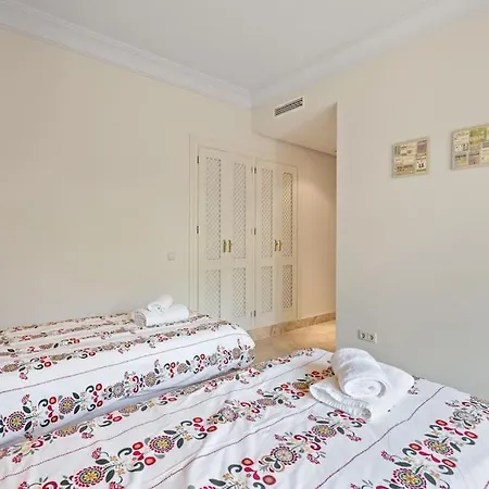 Stunning 3-bedroom In Alminar De - Rdr456 Apartment